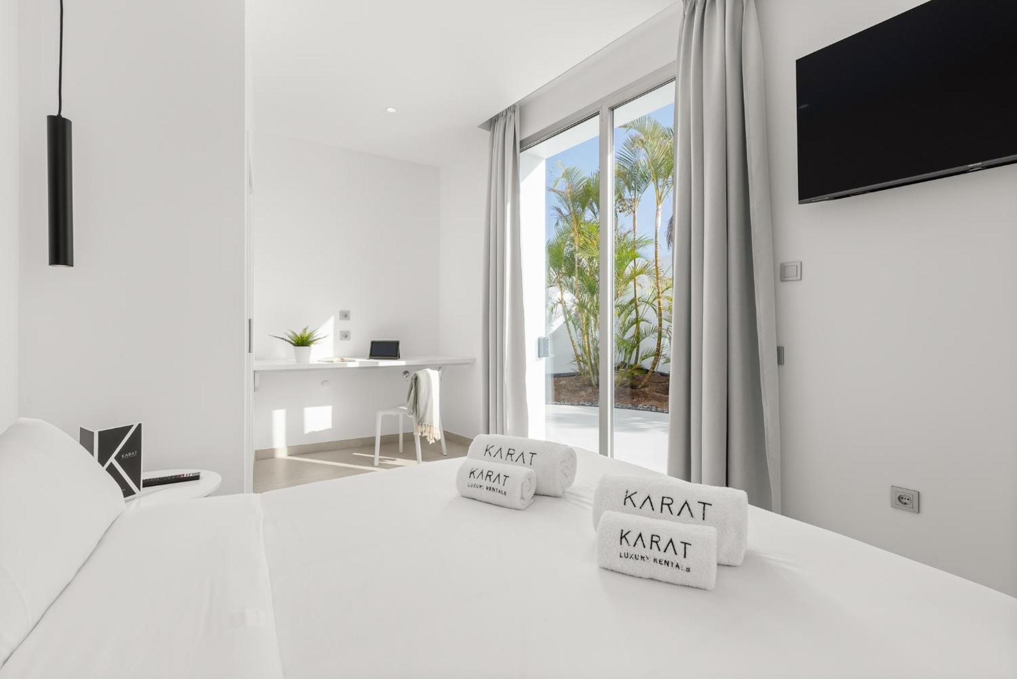 Karat Villa Fibonacci Costa Adeje  ภายนอก รูปภาพ